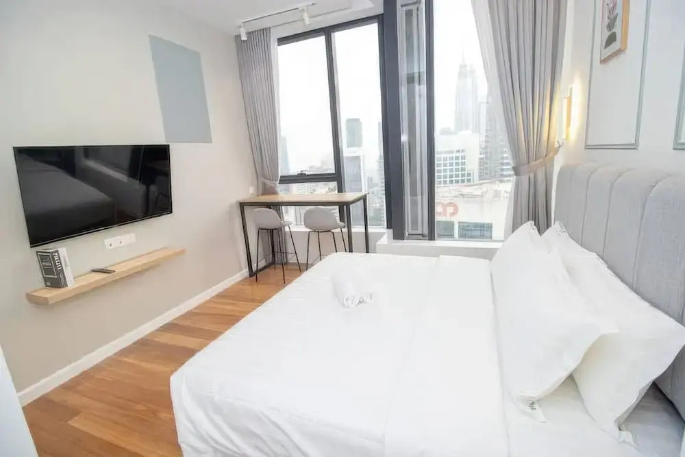 Pavilion Ceylon Hill Suites, KLCC