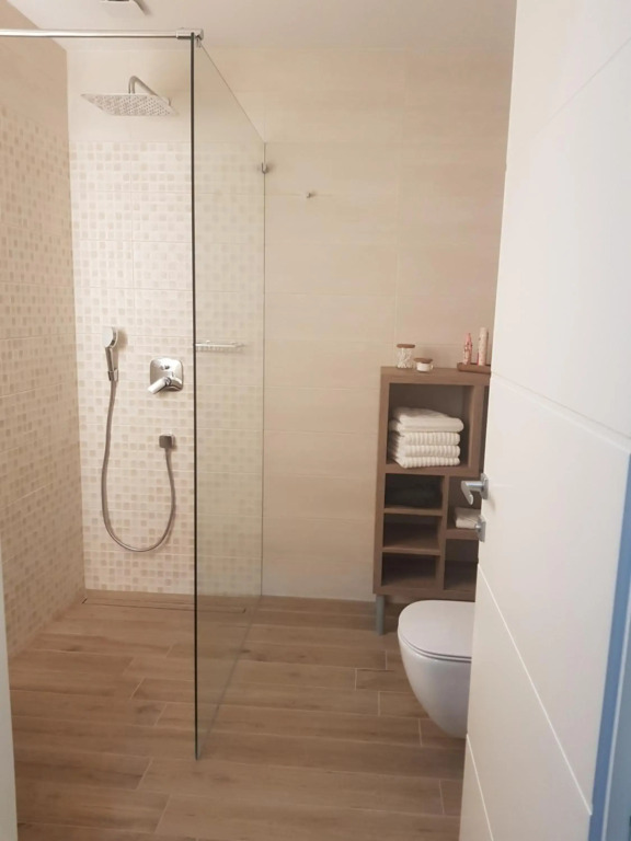 Vila Mojca SKI IN&OUT - Apartmaji Lena