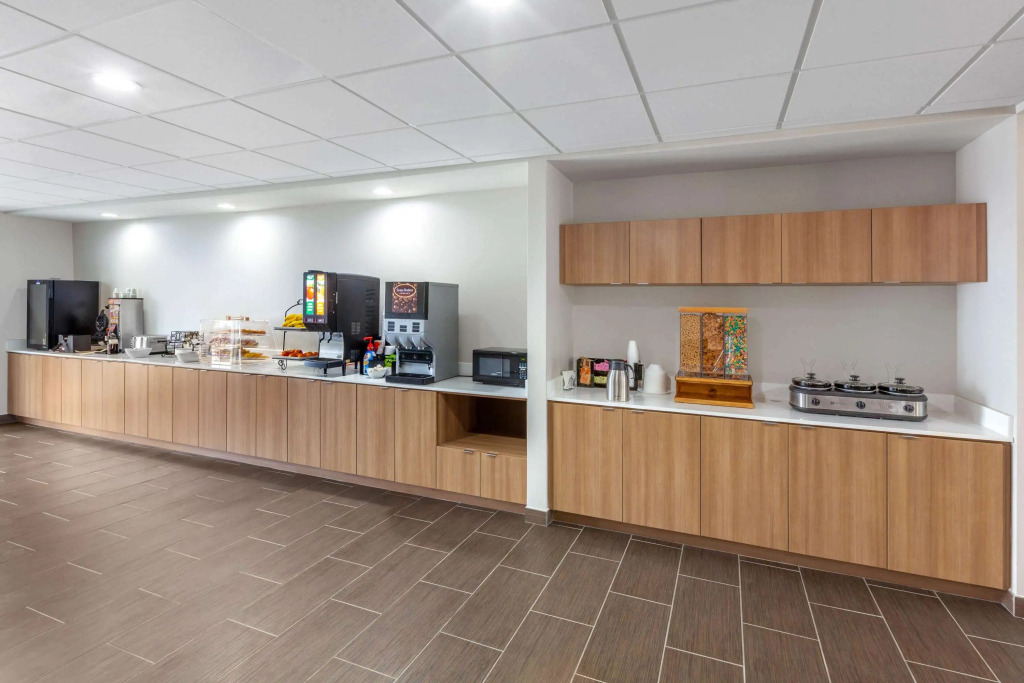 Microtel Inn & Suites by Wyndham College Station
