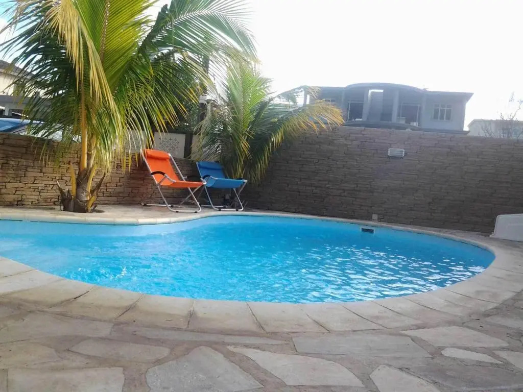 Twins Apartments Flic en Flac Beach