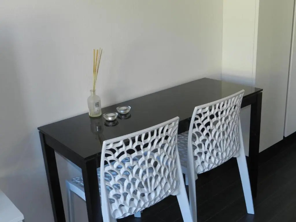 STUDIO THE BEACH - Regarda Travel