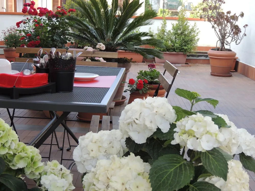 B&B il rosso e il nero