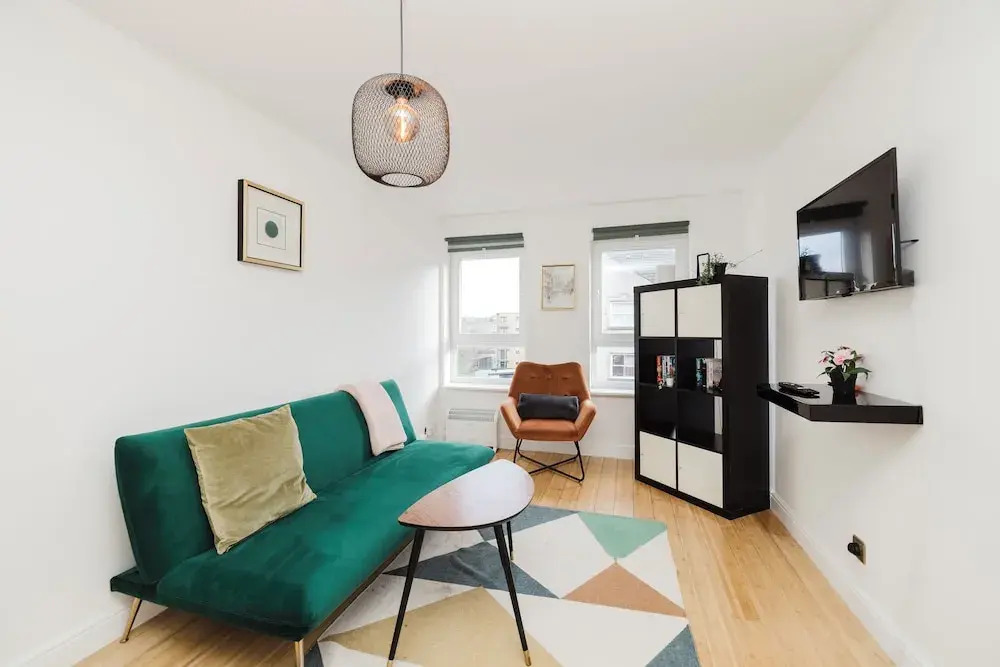 Welcoming 1BR flat near Park
