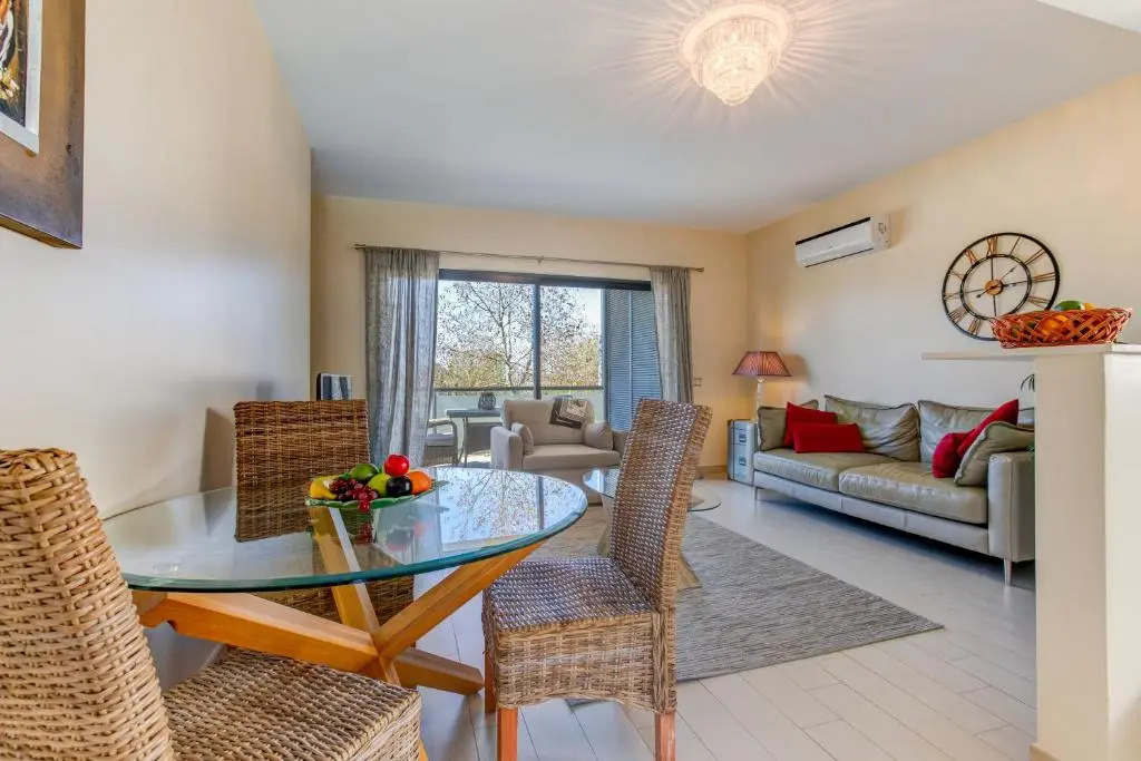 One Bedroom Apartment in Albur Village 1C