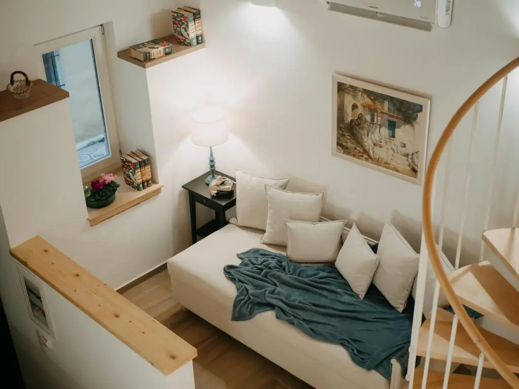 Lenko Bianco Studio by Estia