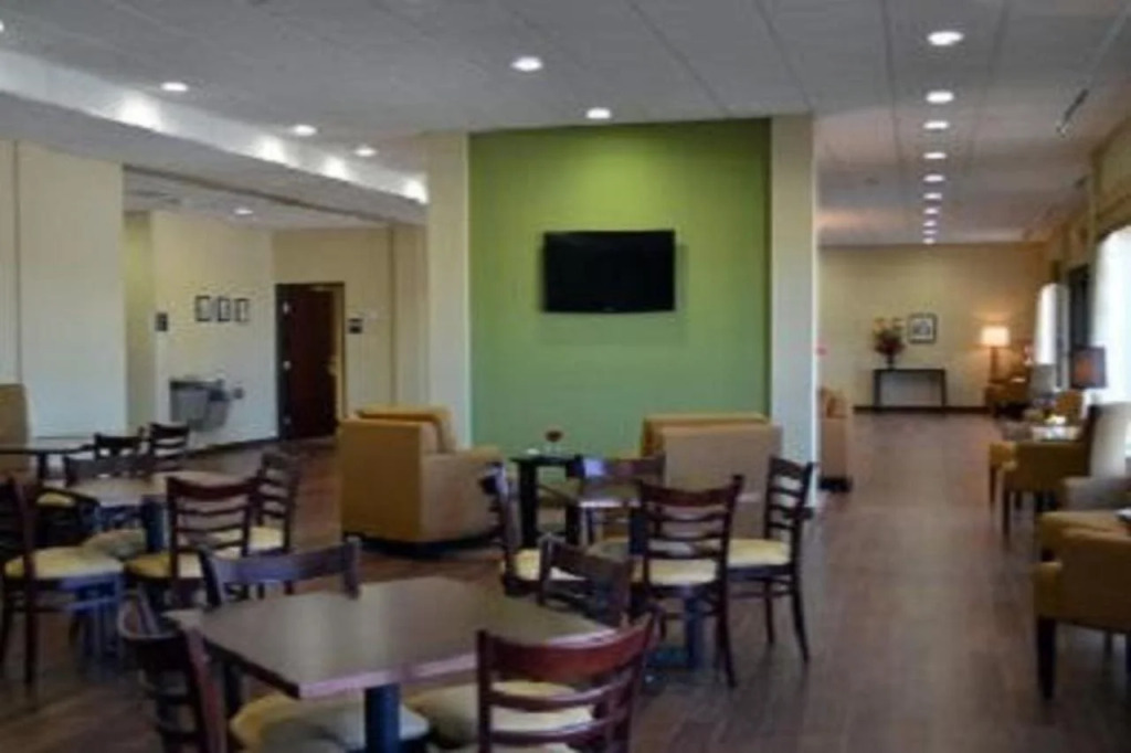 PetroStay Inn & Suites Cotulla