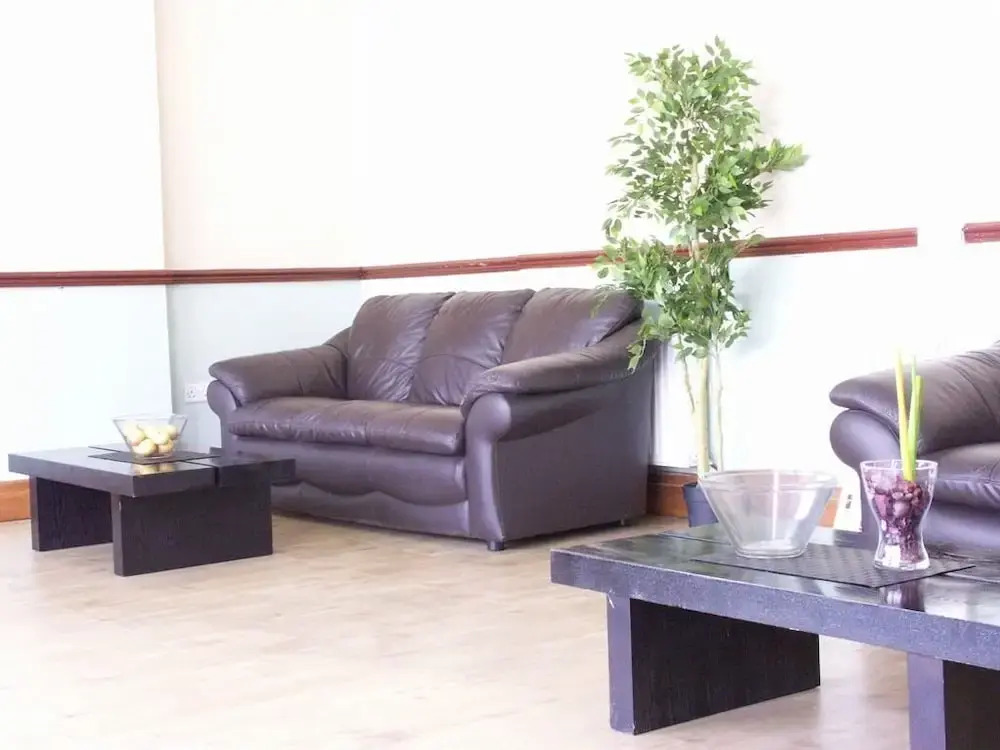 Hayat Hotel