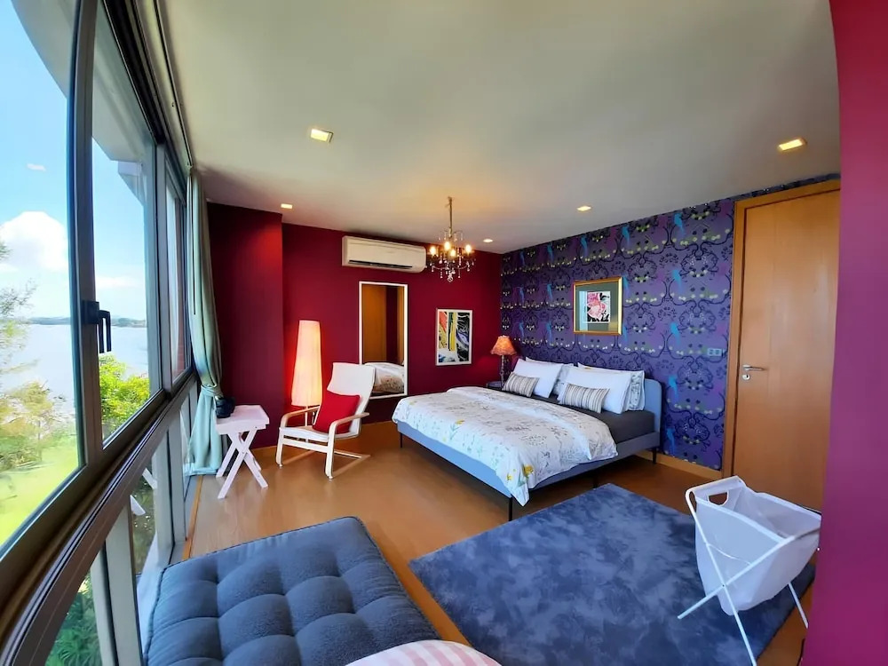 Sandbox frontbeach villa4