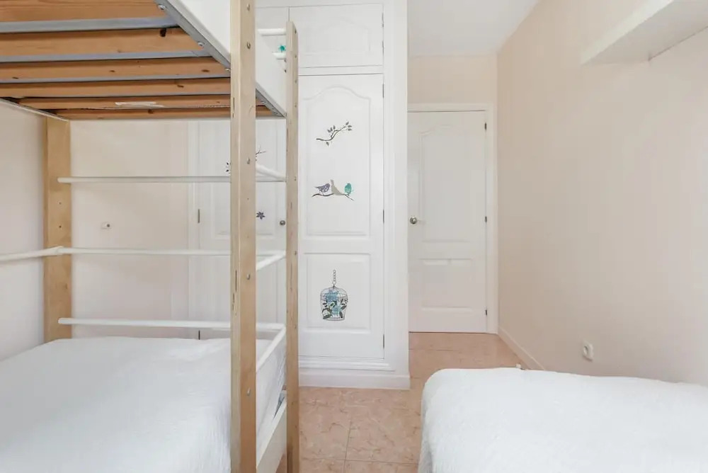 Gorgeous 2-bed Apartment Near the Beach
