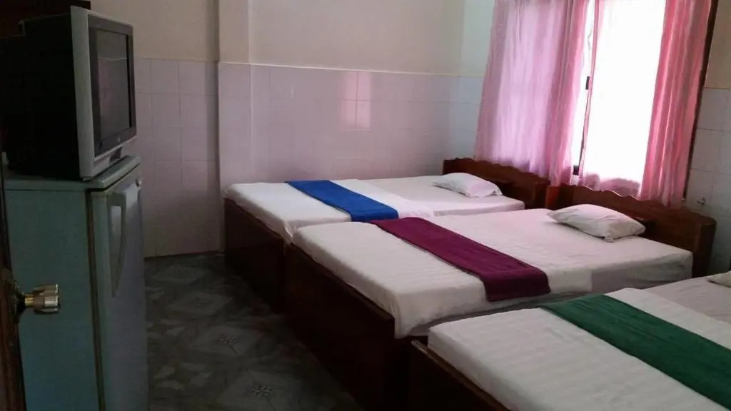 Chhaya Hotel
