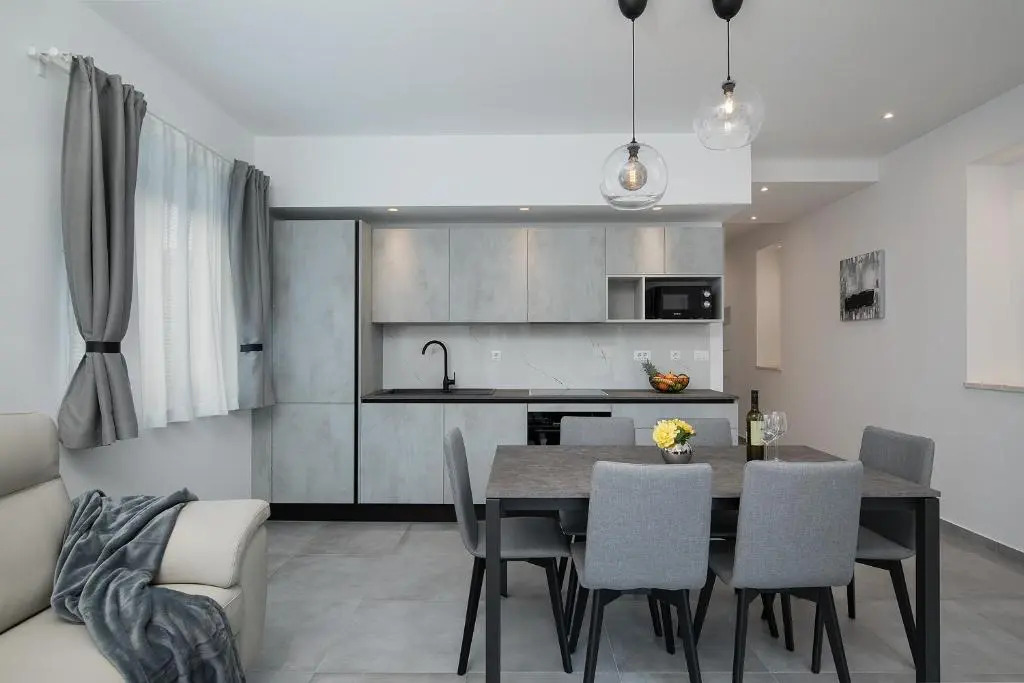 Apartments Igor