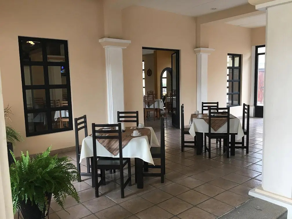 Hotel Plaza Tenam