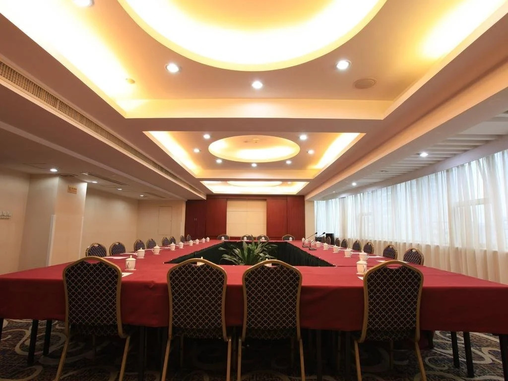 Chaowang Hotel