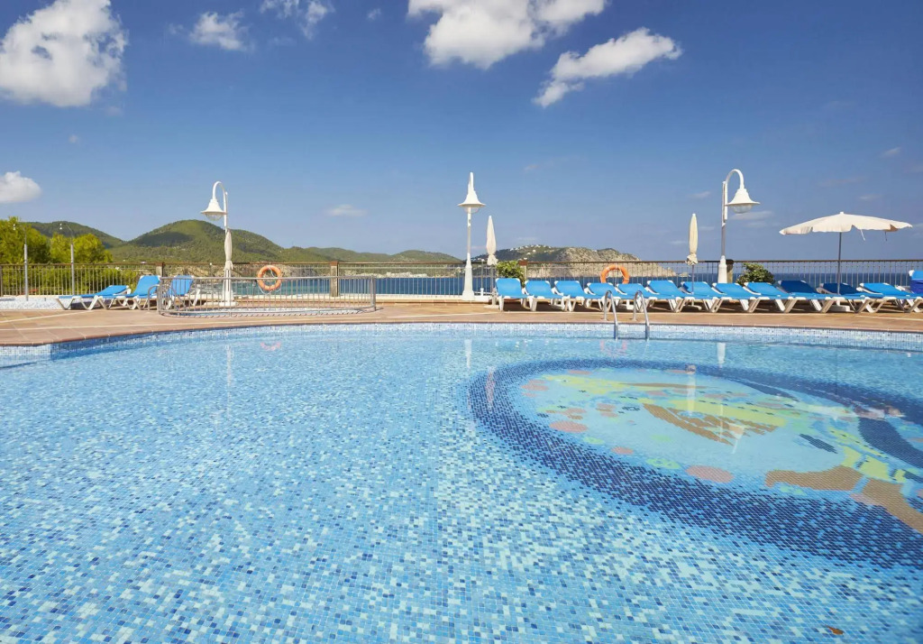 Invisa Hotel Club Cala Verde