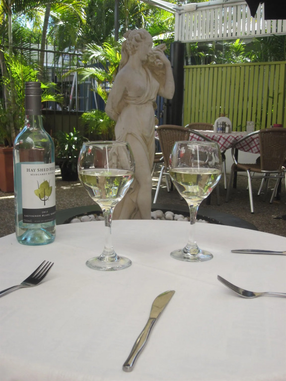 Cosmopolitan Motel & Serviced Apartments