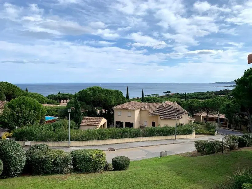 Lumineux Studio Vue Mer