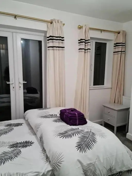 Impeccable 4-bed House Near Manchester City Centre