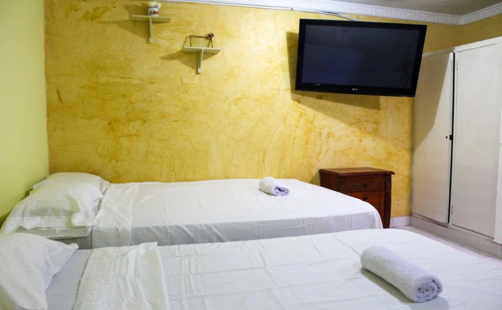 Hospedaje Casa Rosada