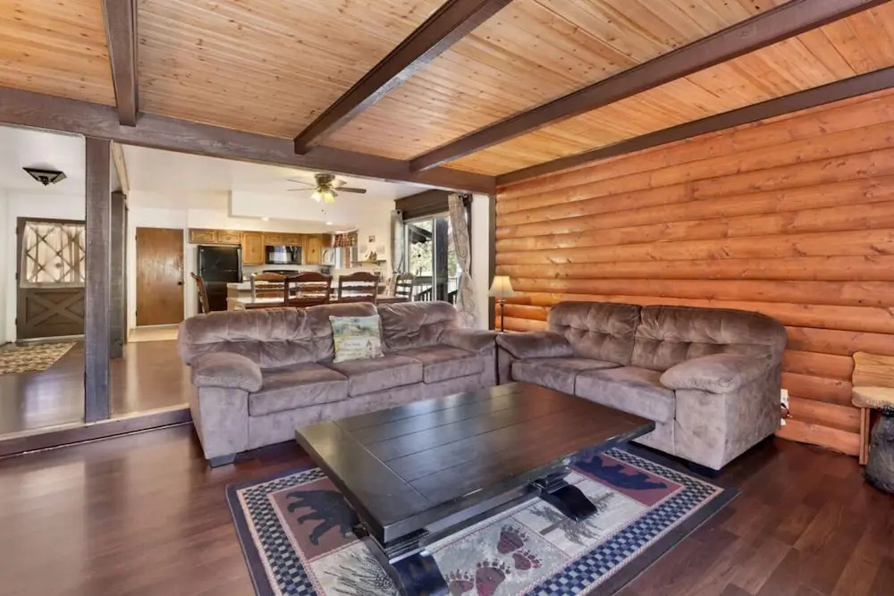 Cuddle Bear's Cabin #2075 by Big Bear Vacations