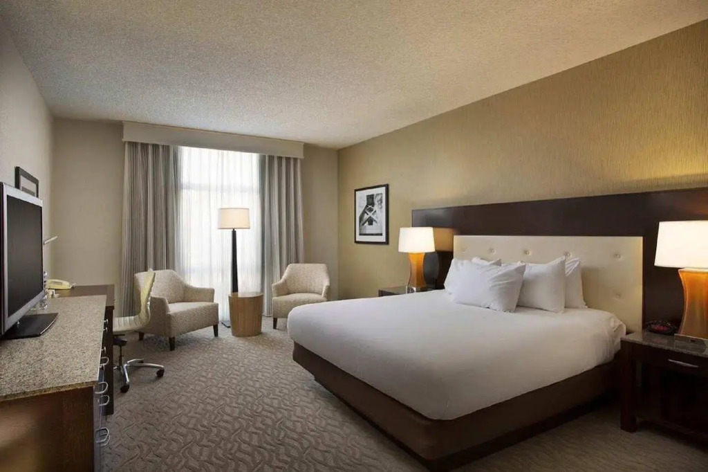 Hilton Oakland Airport Hotel