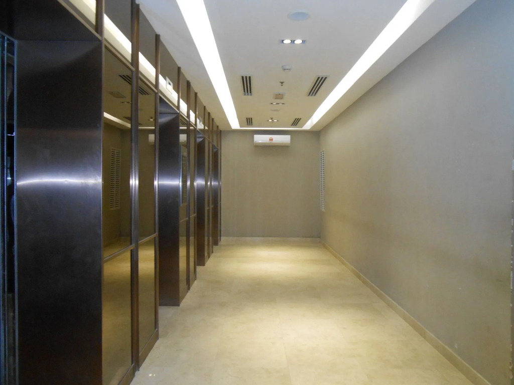 Silverscape Residence Studio Suite by MJ Holiday