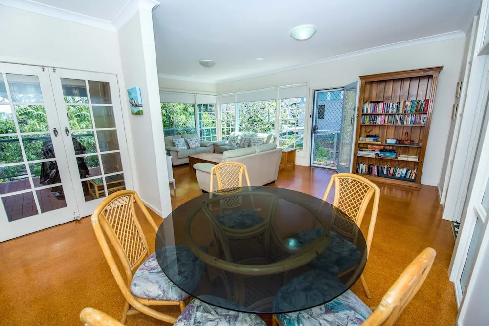Shoal Bay Avenue Unit 7