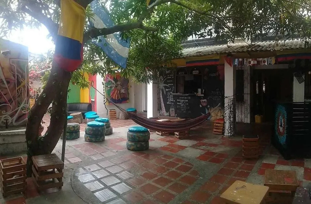 Hostal Casa Tropicalia