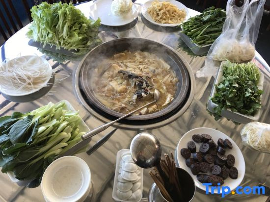 Jingpo Lake Luming Valley Holiday Hotel