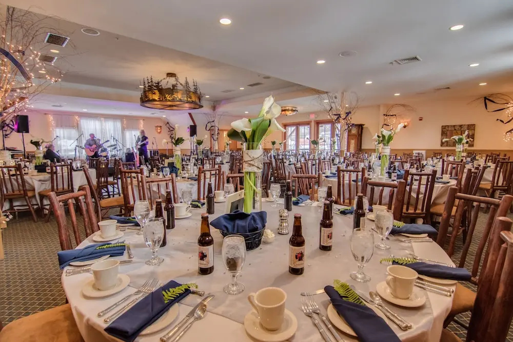 Woodstock Inn, Station and Brewery