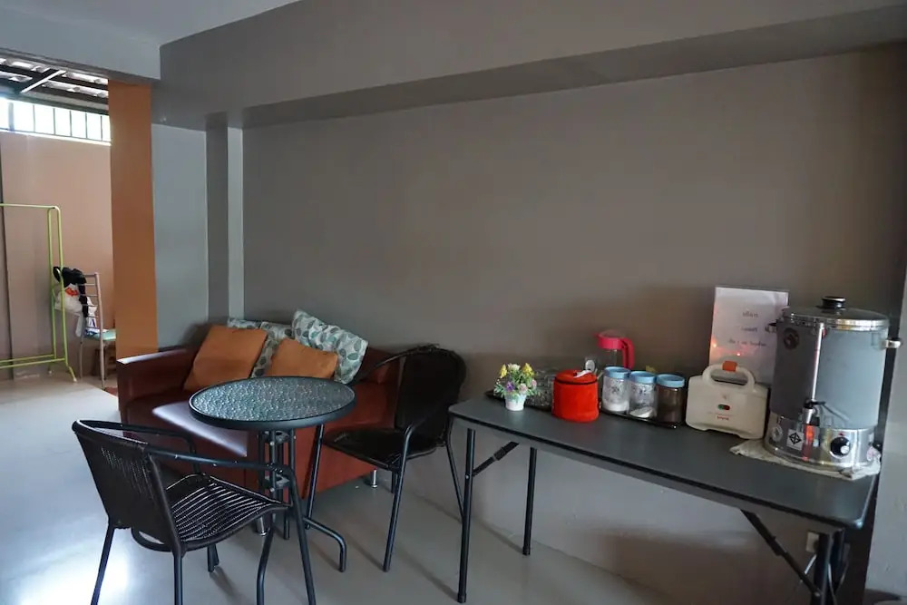 Boss House Hotel