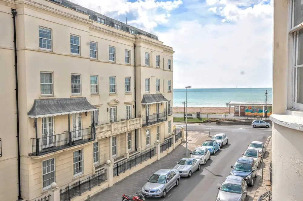 The Skye Seaview Apartment