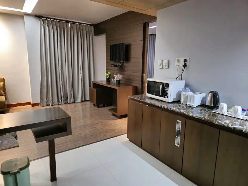 Hotel Daaysco Oley Allo
