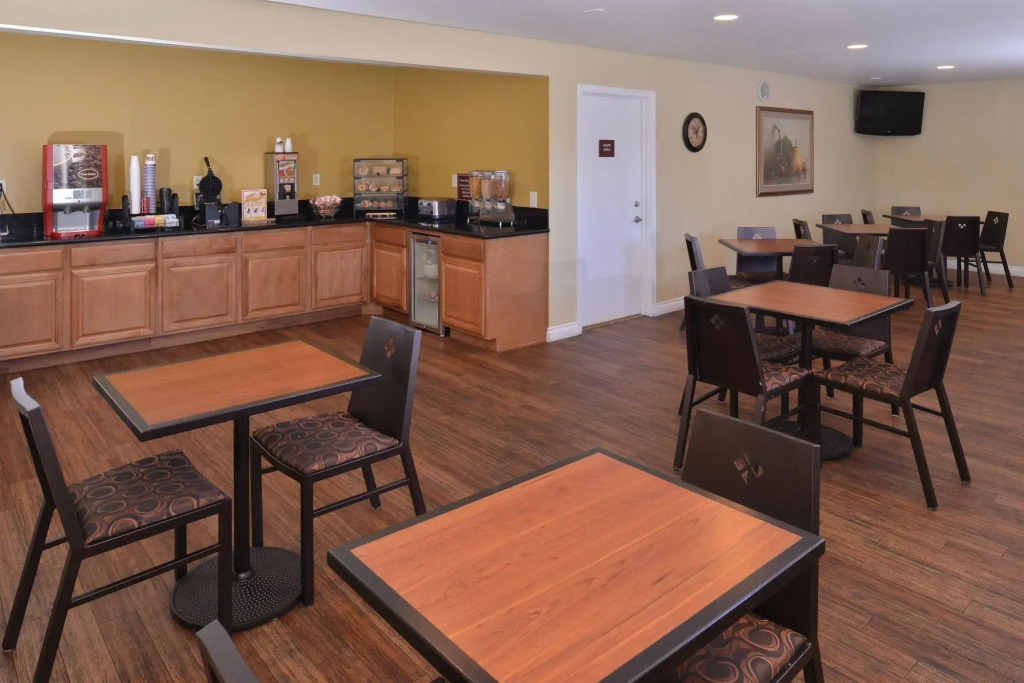 Pleasant Inn