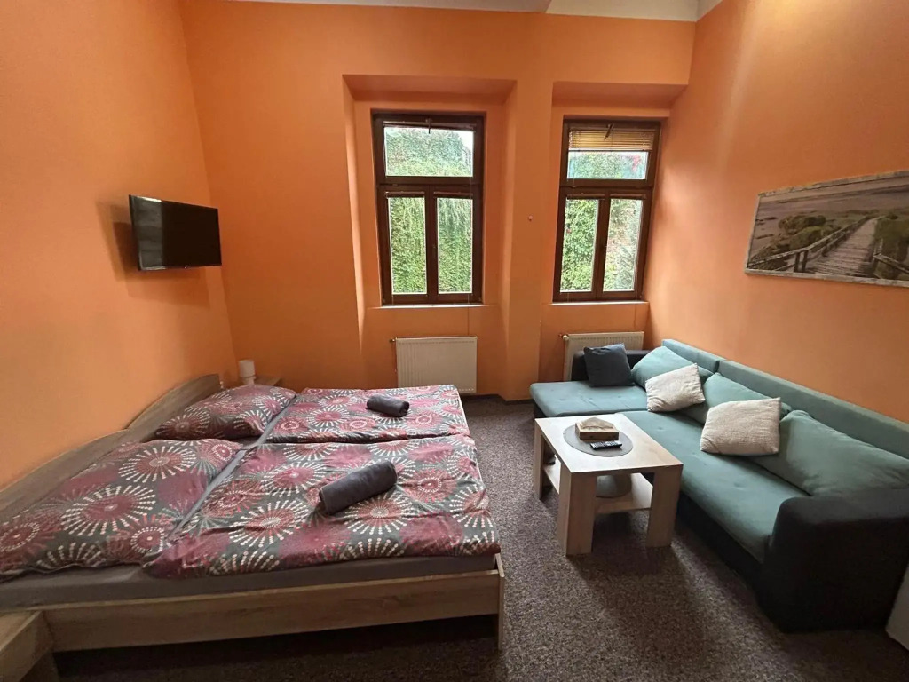 Thermal Apartments