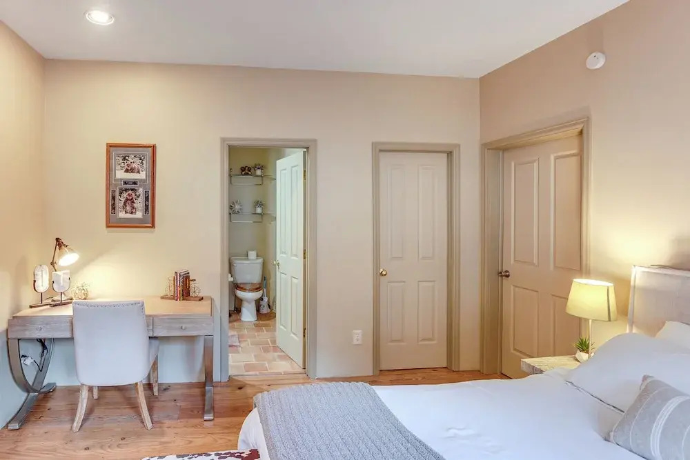 Walk to Hot Springs: Updated Retreat in Dtwn Ouray