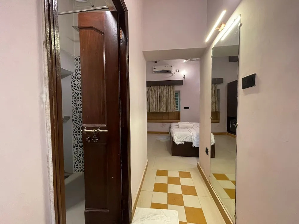 RATNAKAR BHAWAN