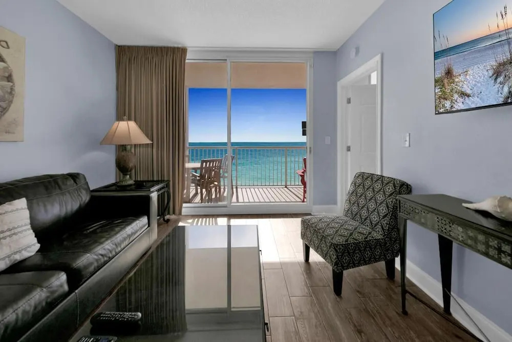 Majestic Beach Towers 2-1206