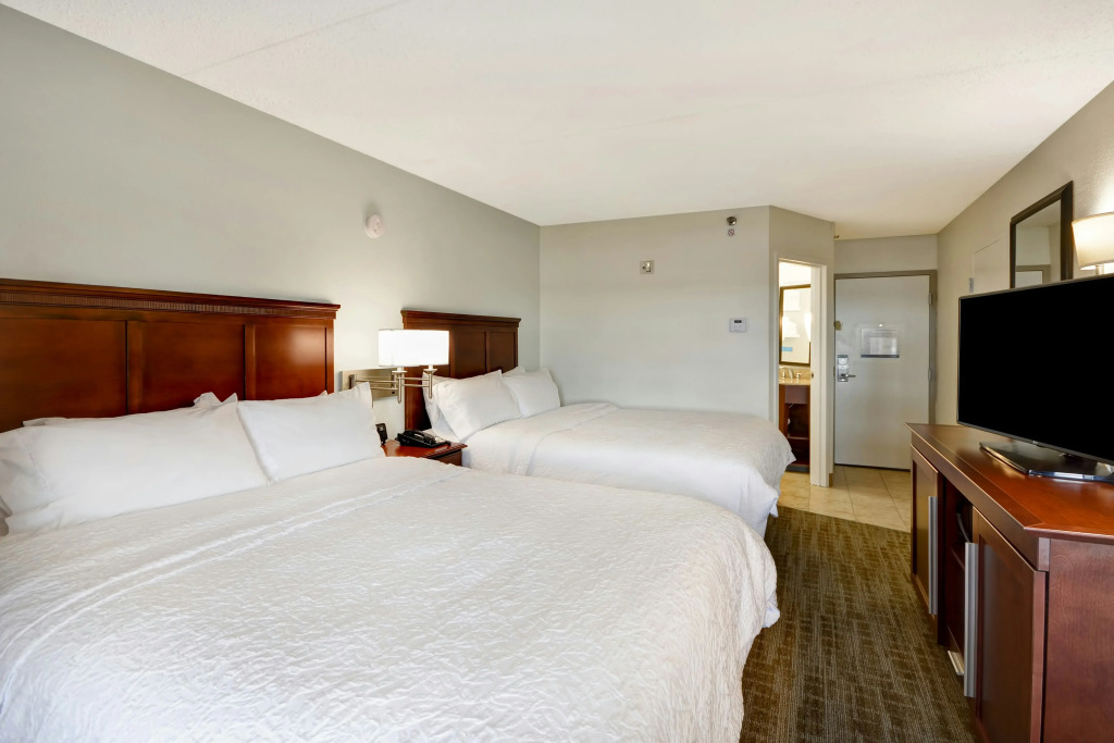 Hampton Inn Detroit Madison Heights South Troy