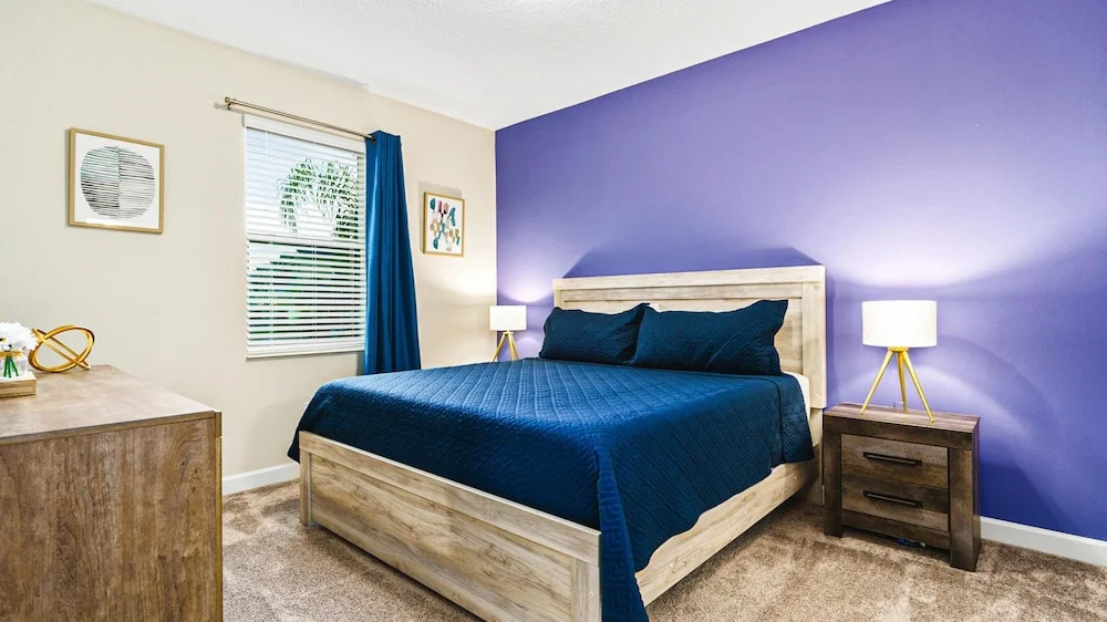 No Rear Neighbors 8br Villa w Private Pool Spa, Kissimmee