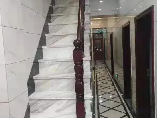 Gongzhuling Jiaxin Hotel