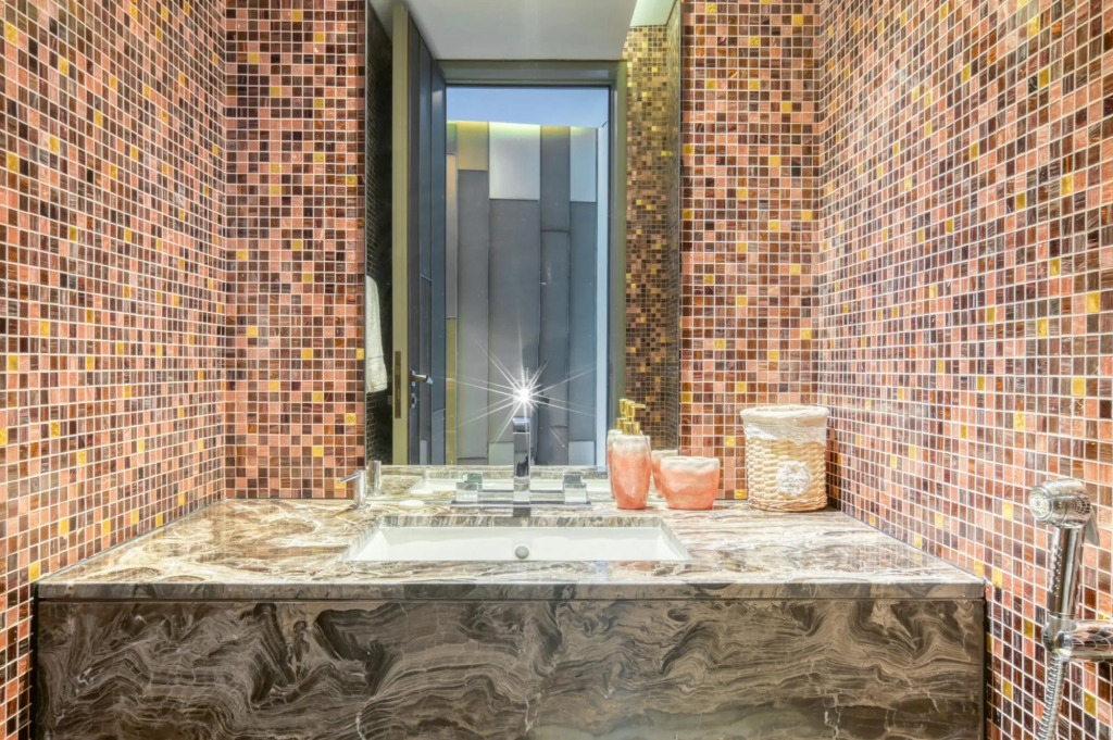Damac Heights - 5904- DM