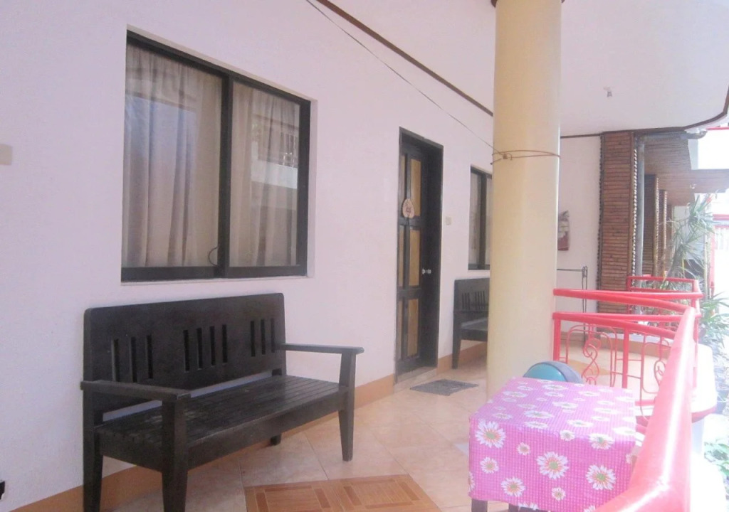 Sanders White Beach Resort