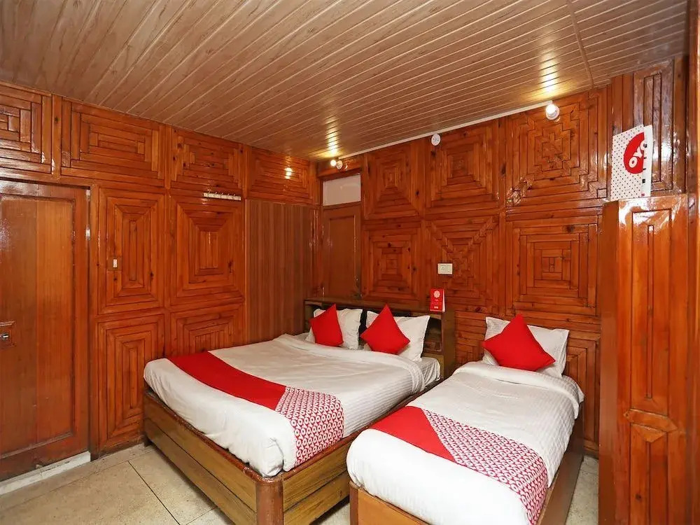 Leena Holiday Homes by OYO Rooms