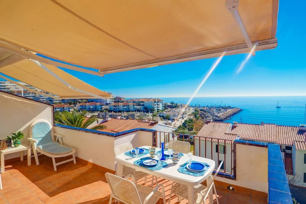 Amazing Seaview Apartment