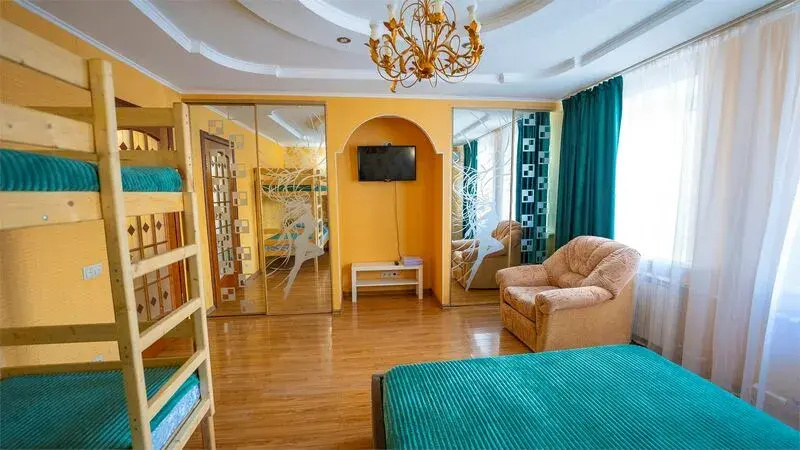 Квартира Какаду на ул. Шеронова 10