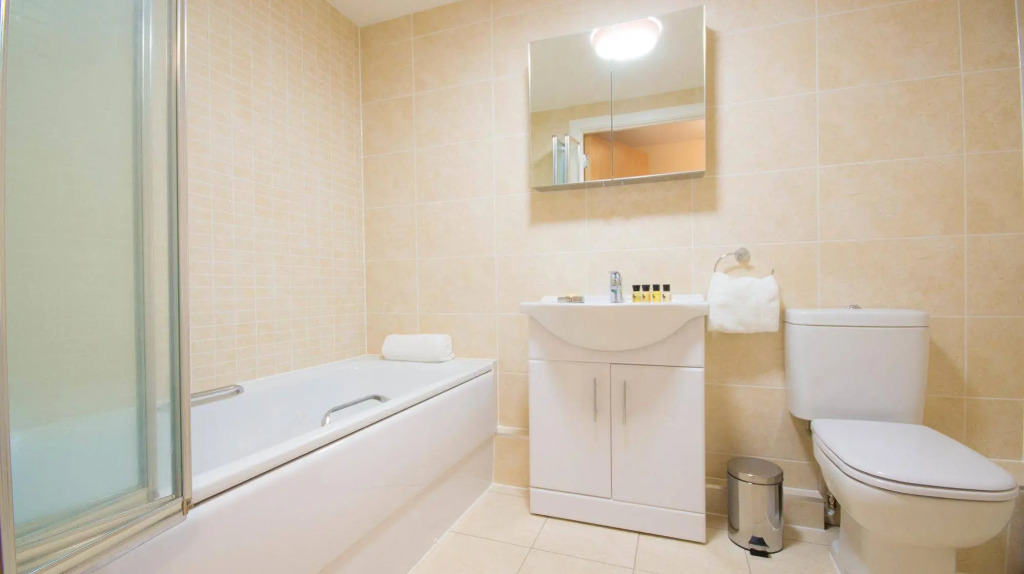 Arnos Apartments
