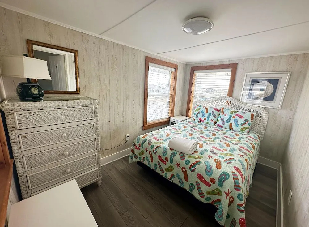 Sand Spur Cottages