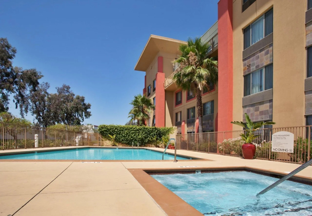 Holiday Inn Express Fremont - Milpitas Central by IHG