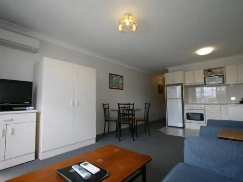 Horizons 417/10 Kosciuszko Road