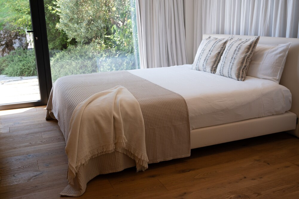 Villa Valentina by Rent All Como